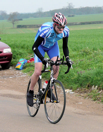 welwyn_hilly_2009_-_simon_c_start